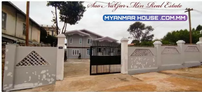 💎အိမ္အပါကိုမှ ၿခံက်ယ္က်ယ္နဲ႔ ေအးေဆးေနခ်င္သူအတြက္  ၊‌ေတာင္ႀကီးၿမိဳ့၊ဘုရားျဖဴရပ္ကြက္ 💎ေရထြက္ဦးလမ္းမ တစ္ကြက္ငုတ္ ေနရာတြင္       💎ၿခံဝိုင္းက်ယ္က်ယ္နဲ႔ 🏡 အိမ္ ေရာင္းရန္ရွိ။💰ေခၚေစ်း သိန္း 2600.
