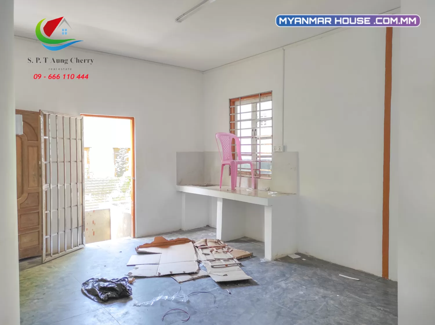 S.P.T Aung Cherry Company ပိုင်မြေကွက်ပေါ်တွင် ဆောက်လုပ်လျှက်ရှိသော ရေမီးစုံပါ နှစ်ထပ်တိုက်(အသစ်)အား တိုက်ရိုက်ရောင်းချပေးသွား ပါမည်။