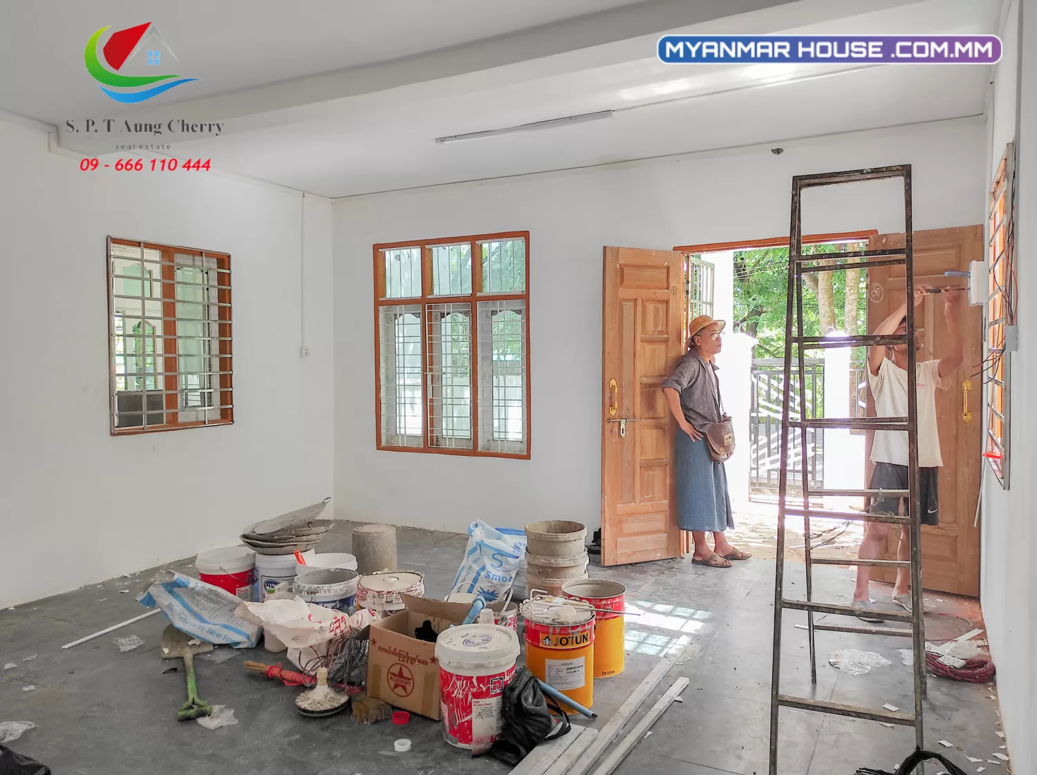 S.P.T Aung Cherry Company ပိုင်မြေကွက်ပေါ်တွင် ဆောက်လုပ်လျှက်ရှိသော ရေမီးစုံပါ နှစ်ထပ်တိုက်(အသစ်)အား တိုက်ရိုက်ရောင်းချပေးသွား ပါမည်။