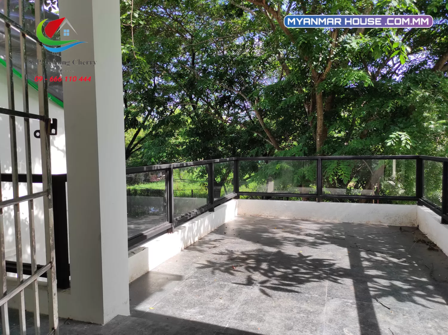 S.P.T Aung Cherry Company ပိုင်မြေကွက်ပေါ်တွင် ဆောက်လုပ်လျှက်ရှိသော ရေမီးစုံပါ နှစ်ထပ်တိုက်(အသစ်)အား တိုက်ရိုက်ရောင်းချပေးသွား ပါမည်။
