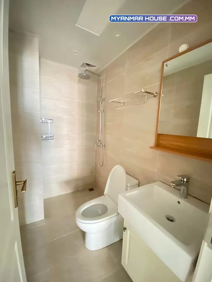 💥Golden City Condo မှာ Furniture အပြည့်အစုံပါဝင်ပြီး 2 Bedroom (အလွှာမြင့်) အခန်