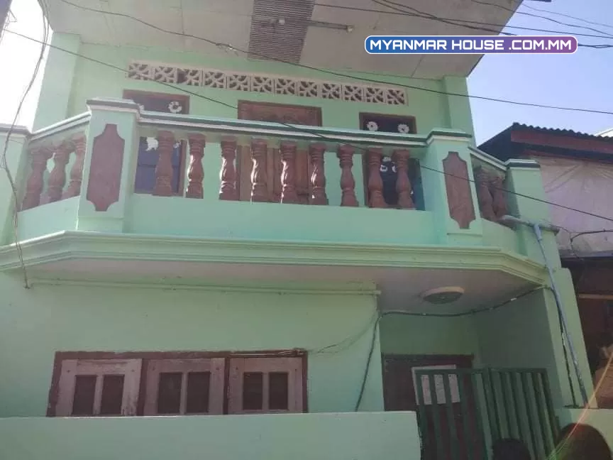 သမိုင်းလမ်းဆုံနီးလှိုင်၃ရပ်ကွက်အောင်ဓမရိပ်သာလမ်း/  ပါရမီလမ်းမရောက်လမ်းရှိ