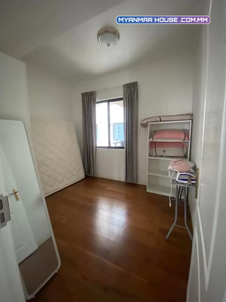 💥Golden City Condo မှာ Furniture အပြည့်အစုံပါဝင်ပြီး 2 Bedroom (အလွှာမြင့်) အခန်