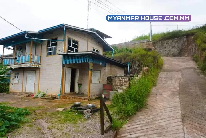 #ေတာင္ႀကီးၿမိဳ့ (ဖရဲ ရပ္ကြက္)  #Hotel Grace အ ‌ေနာက္ဖက္  ရှမ္းကြင္းအိမ္ယာကပ္လ်က္  -နံကပ္ ႏွစ္ထပ္အိမ္အပါ  -မီးဖိုေဆာင္ /မီတာအပါ  -ၿခံအက်ယ္(45-70) အရပ္စာခ်ဳပ္  -ေစ်းႏူန္း သိန္း (၇၆၀) ကို  ပိုင္ရွင္တိုက္ရိုက္ညႇိနိူင္းပါဗျ  စိတ္ဝင္စားပါက Ph-09254628723