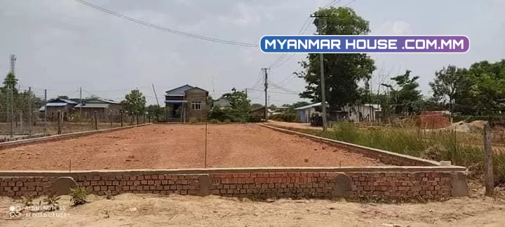 လှည်းကူးမြို့ပေါ် ဈေးတန်ခိုင်မာသော မြေကွက်လေး ပေ 40-60 စလစ်အနီ ရပြီးသားပါနော်