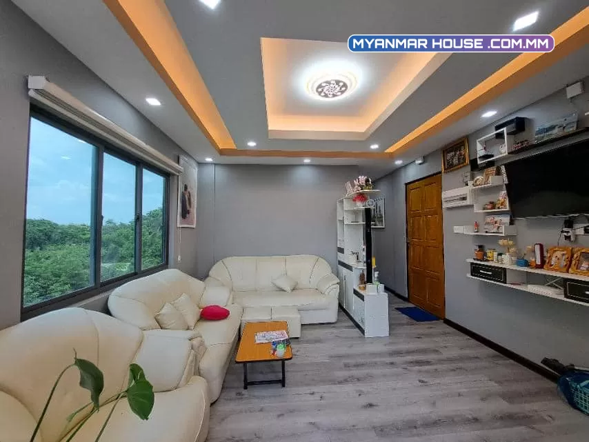 တောင်ဥက္ကလာ vip ရပ်ကွက်အနီး မိန်းလမ်းမကျယ်အဆင့်မြင်ပြင်ဆင်ပြီး ပေကျယ် Mini Condo ၄လွှာ
