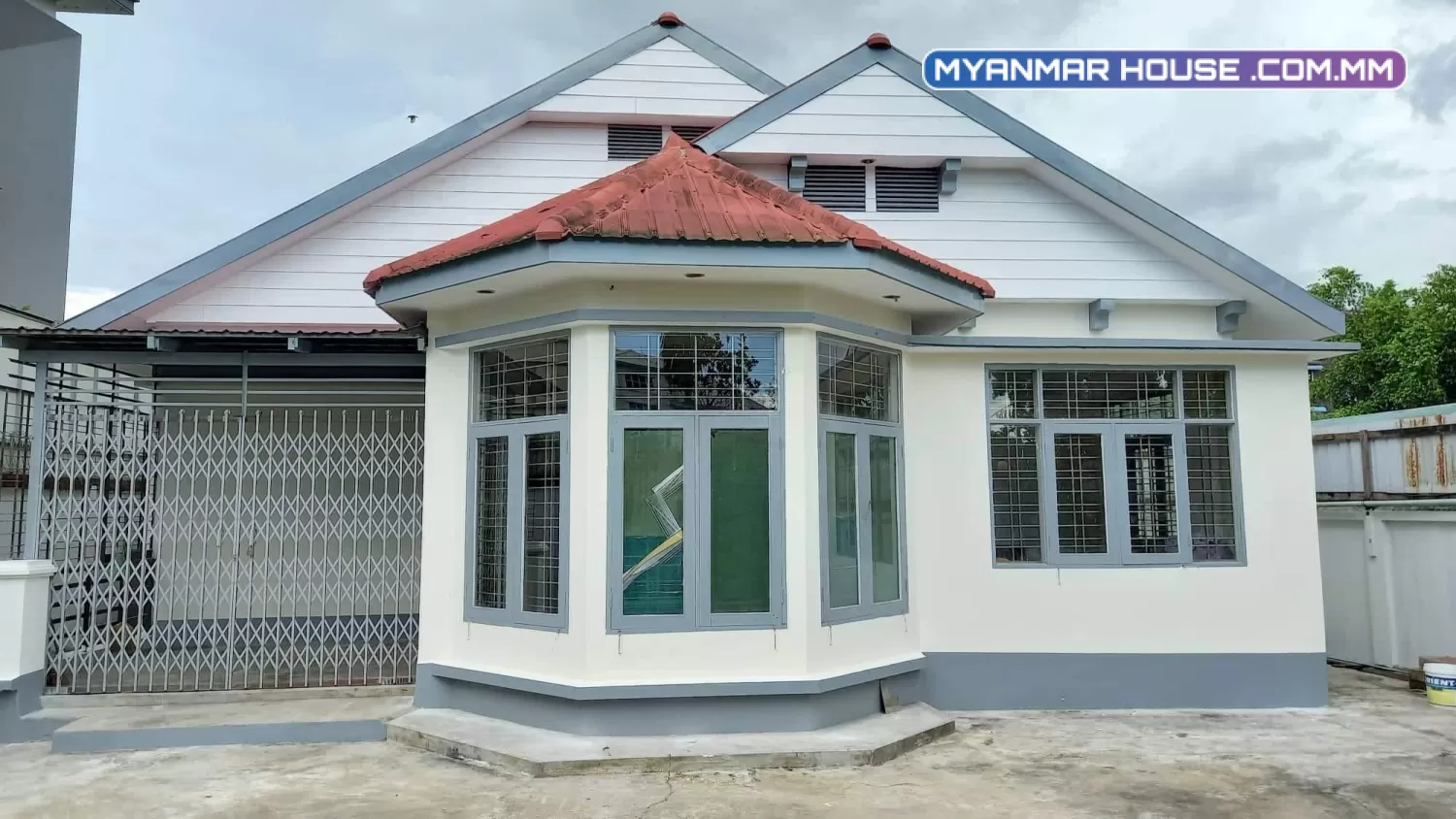မြောက်ဒဂုံရှိ ကျယ်ဝန်းလှပသောတိုက်သန့်အရောင်းလေးပါ