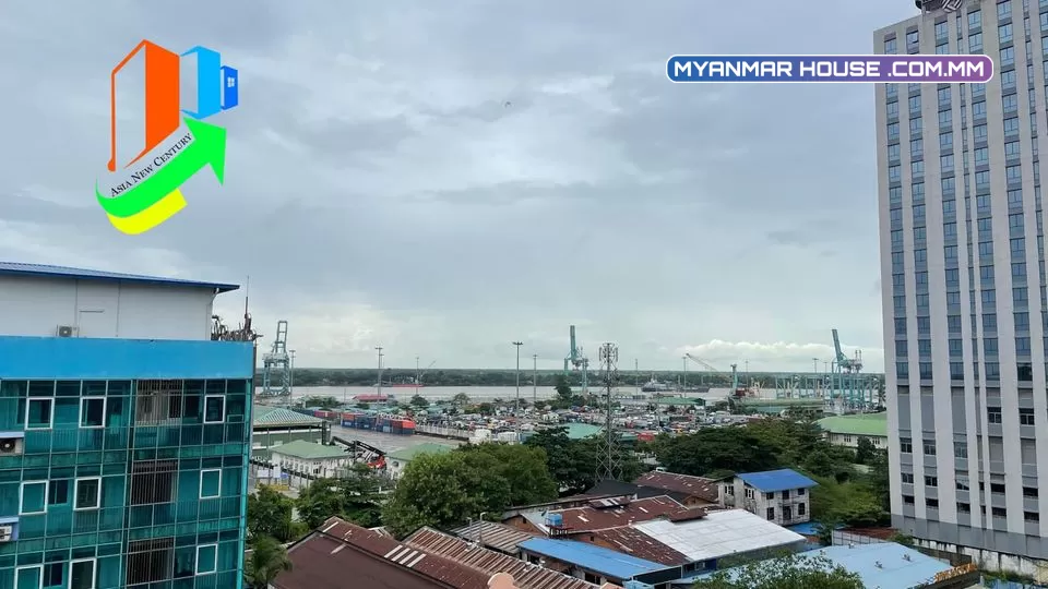 ကမ်းနားလမ်းမမေးတင်ပီး ကမ်းနားမြင်ကွင်းရ အလွှာမြင့်မီနီကွန်ဒို အရောင်း {အလုံမြို့နယ်}