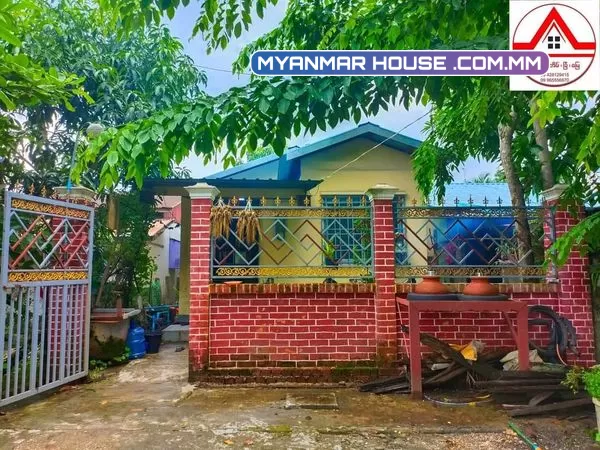 ရွေပြည်သာမြို့နယ် (9)ရပ်ကွက် ငမောက်စျေးမှတ်တိုင်အနီး တစ်ထပ်တိုက်အိမ်ရောင်းမည်