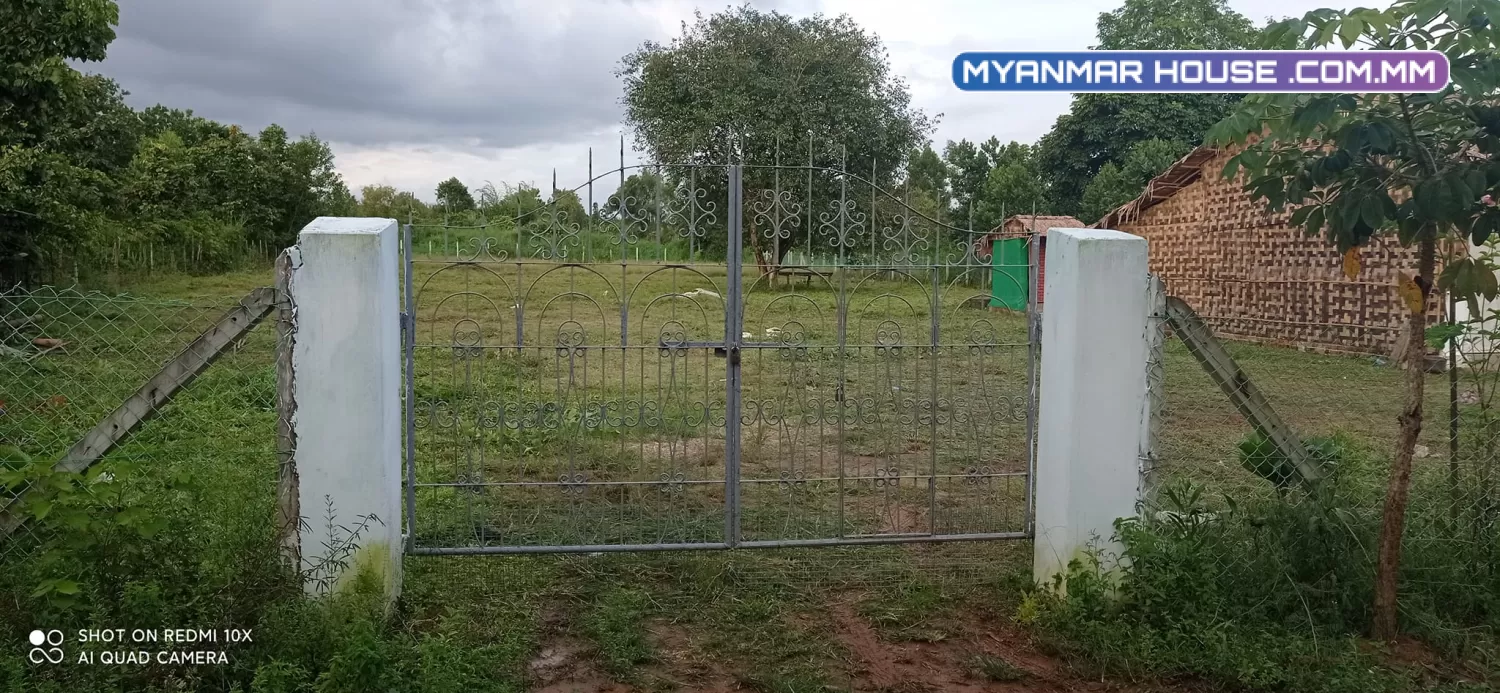 ခြံရောင်းပါမည် တိုက်ကြီးမြို့နယ် မလေးရှာဝိုင်အုပ်စု မေတ္တာအေးကျေးရွာ ပိုင်ရှင်ကိုတိုင်ရောင်းမည်