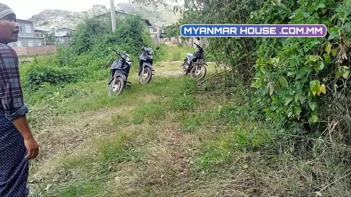 ကံႀကီးရပ္ကြက္ နယ္ေျမ၄ ေတာင္ ေျမျပန္႔ေျမသား လူေနအိမ္ၾကား လမ္းသာ ေရာင္းရန္ အကြက္ ရွိပါသည္ ေပ ၃၇.၅၂ ေပနဲ႔ သိန္း၄၅၀ေလ်ာ့တင္းရွိပါတယ္ရွင့္  စိတ္ဝင္ပါဝင္စားသူ ဆက္သြယ္ရန္   09267051356..phoo wai