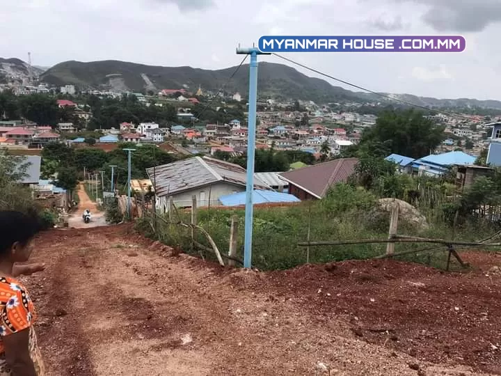 #တောင်ကြီးမြို့_ကံကြီးရပ်ကွက်_နမ၁_မီရထားလမ်းအနီးကအိမ်လေးရောင်းပါမယ် #ဈေးနှုန်း_သိန်း၃၂၀_ညှိနှိုင်းပါ #ပေအကျယ်_ပေ၄၀_ပေ၆၀_ခန့်မှန်း