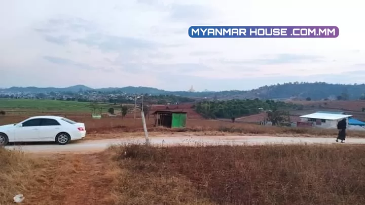 အောင်ပန်းမြို့ လှဲရိုး လွယ်မော လမ်းမကြီး ပေါ်မှ View ကောင်း မြေနေရာကျယ် လမ်း၃ဖက် ပေါက် နေရာ ၈၀ ပေ ၆၀ ပေ ရောင်းပေးမယ်😍 ရေမီး လွယ်ကူ View ကောင်းကောင်းနဲ့ 😋😋 ကြိုက်တာလုပ်စေသော် 😜 ဈေး ၅၅၀ သိန်း (ညှိ) စေ