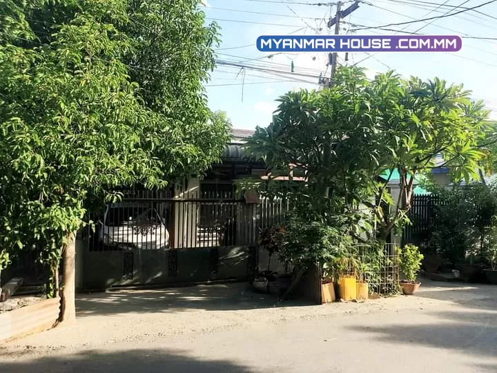 မန္တလေး ပြည်ကြီးတံခွန်မြို့နယ်က တစ်ထပ်တိုက် အရောင်းလေးပါရှင့်