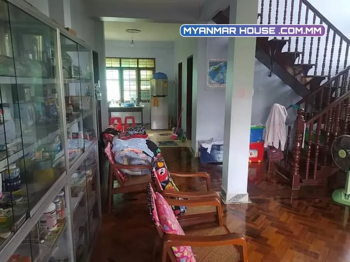 ဒဂုံမြို့သစ်တောင်ပိုင်း လုံချင်းတိုက် အရောင်းလေးပါ