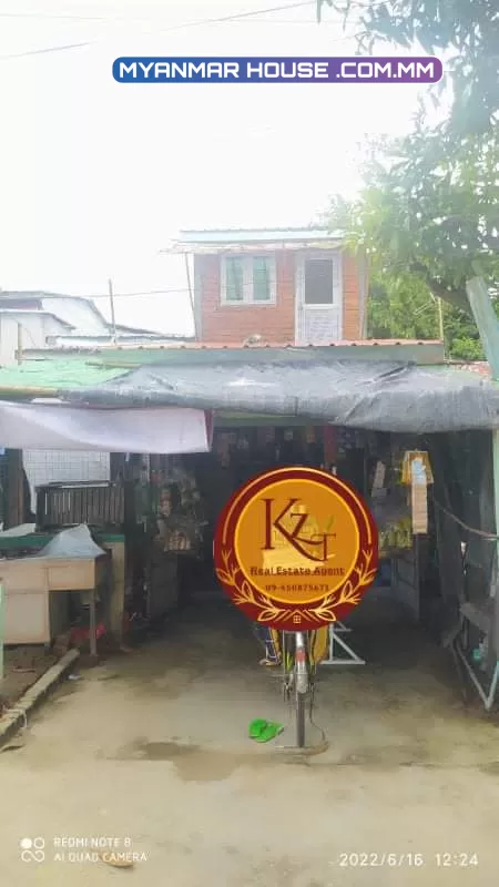 တောင်ဒဂုံရှိ လုံးချင်း နှစ်ထပ်အိမ်အရောင်းလေးပါ