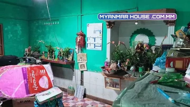 တောင်ဒဂုံရှိ အသင့်နေ အိမ်လေးပါရှင့်