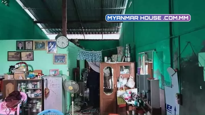 တောင်ဒဂုံရှိ အသင့်နေ အိမ်လေးပါရှင့်