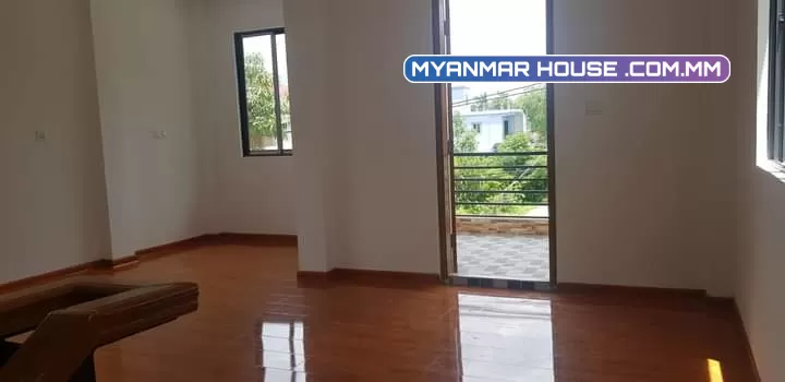 မြောက်ဒဂုံရှိ RC 2ထပ်ခွဲတိုက်သစ်အရောင်းလေးပါ