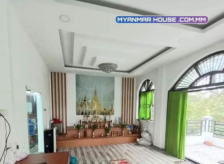 မြောက်ဒဂုံရှိ ရပ်ကွက်သန့် လုံးချင်းအိမ်အရောင်းလေးပါ