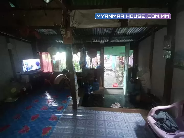 တောင်ဒဂုံရှိ ပျဥ်ထောင်အိမ်အရောင်းလေးပါ 