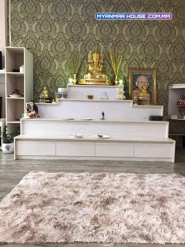 အရှေ့ဒဂုံရှိ လုံးချင်းတိုက်သန့်အရောင်းလေးပါ