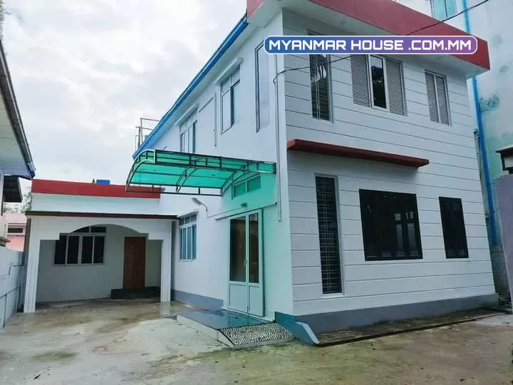 မြောက်ဒဂုံရှိ လုံးချင်းတိုက်သန့်အရောင်းလေးပါ