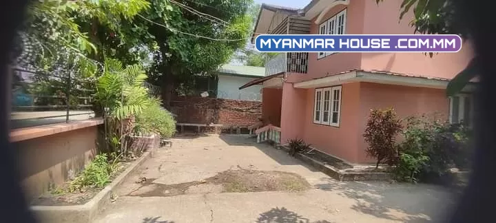 မြောက်ဒဂုံရှိ လုံးချင်းတိုက်သန့်အရောင်းလေးပါ