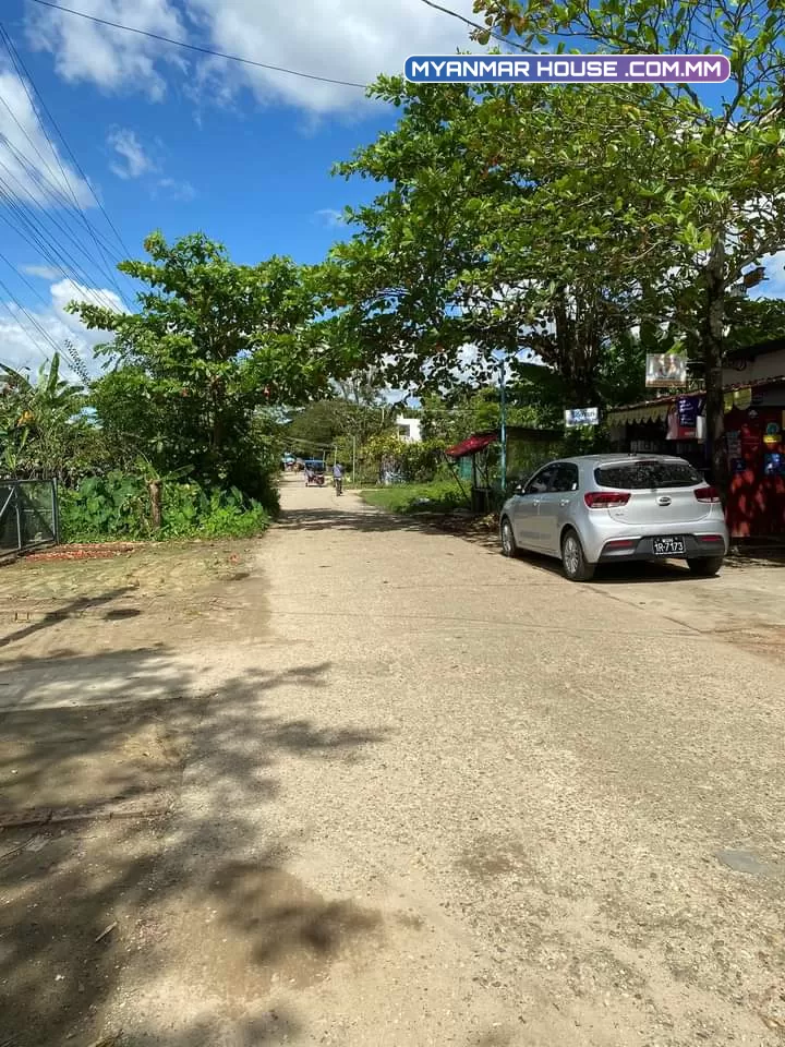 တောင်ဒဂုံရှိ တစ်ထပ်ခွဲတိုက်သစ်အရောင်းလေးပါ