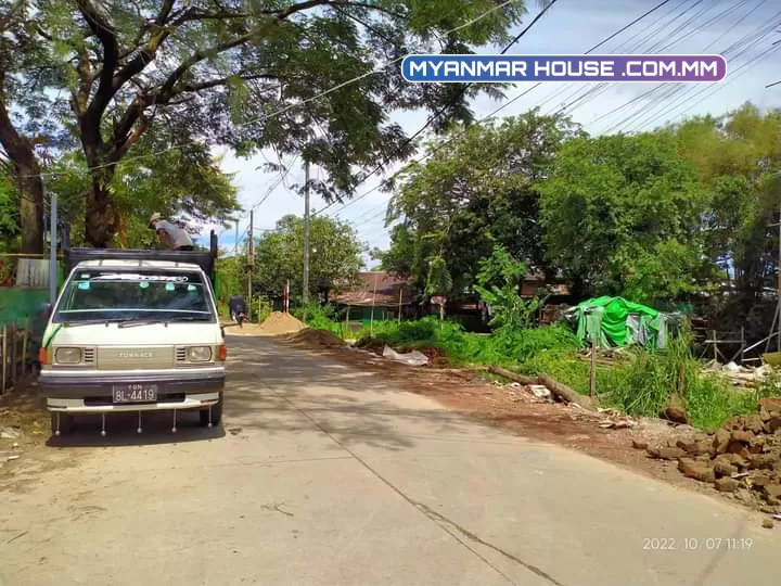 မြောက်ဒဂုံရှိ RC 3ထပ်တိုက်သန့်အရောင်းလေးပါ