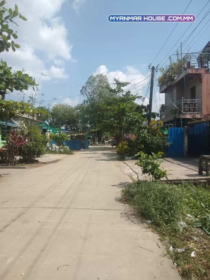 တောင်ဒဂုံရှိ ေမြကွက်အရောင်းလေးပါ