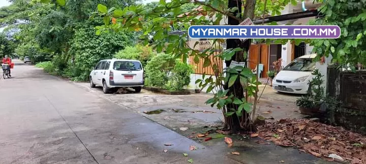 မြောက်ဒဂုံရှိ ခြံကောင်း အိမ်ကောင်း အရောင်းလေးပါ