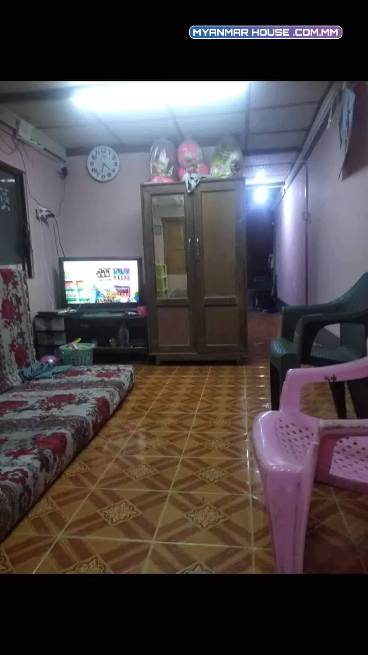 တောင်ဒဂုံရှိ စျေးသင့်တိုက်သန့်အရောင်းလေးပါ