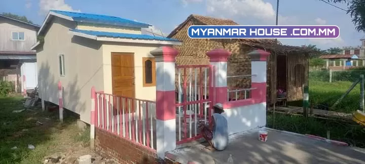 အရှေ့ဒဂုံရှိ စျေးတန်တိုက်သစ်အရောင်းလေးပါ