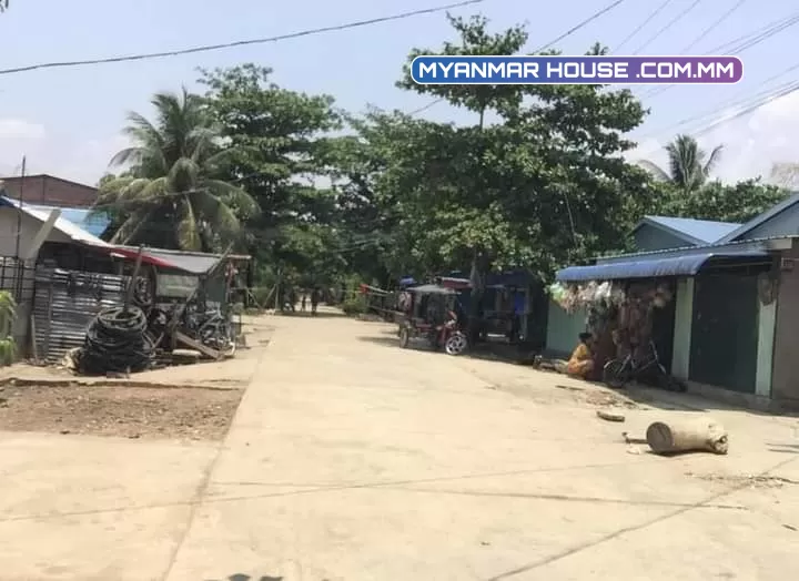 တောင်ဒဂုံရှိ ဂရန်မိတ္တူ လုံးချင်းအရောင်းလေးပါ