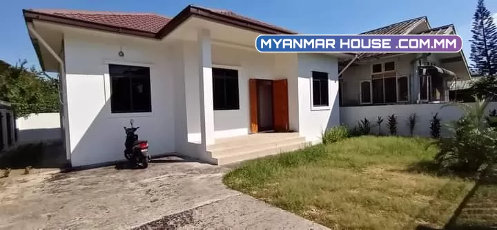 အရှေ့ဒဂုံရှိ ထောင့်ကွက် လုံးချင်းအရောင်းလေးပါ