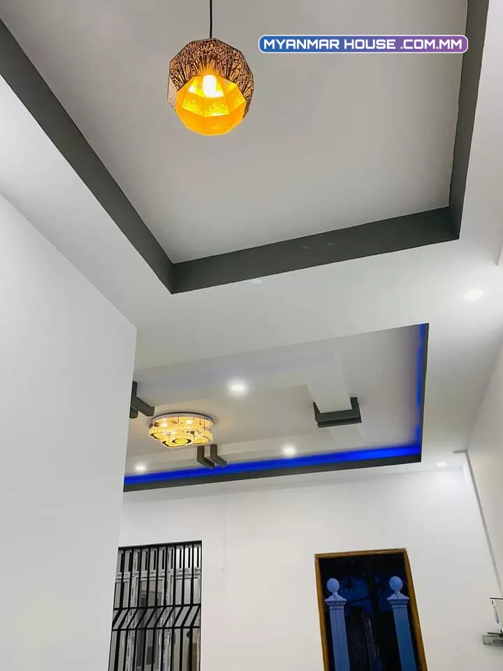 တောင်ဒဂုံရှိ RCတိုက်သစ်အရောင်းလေးပါ
