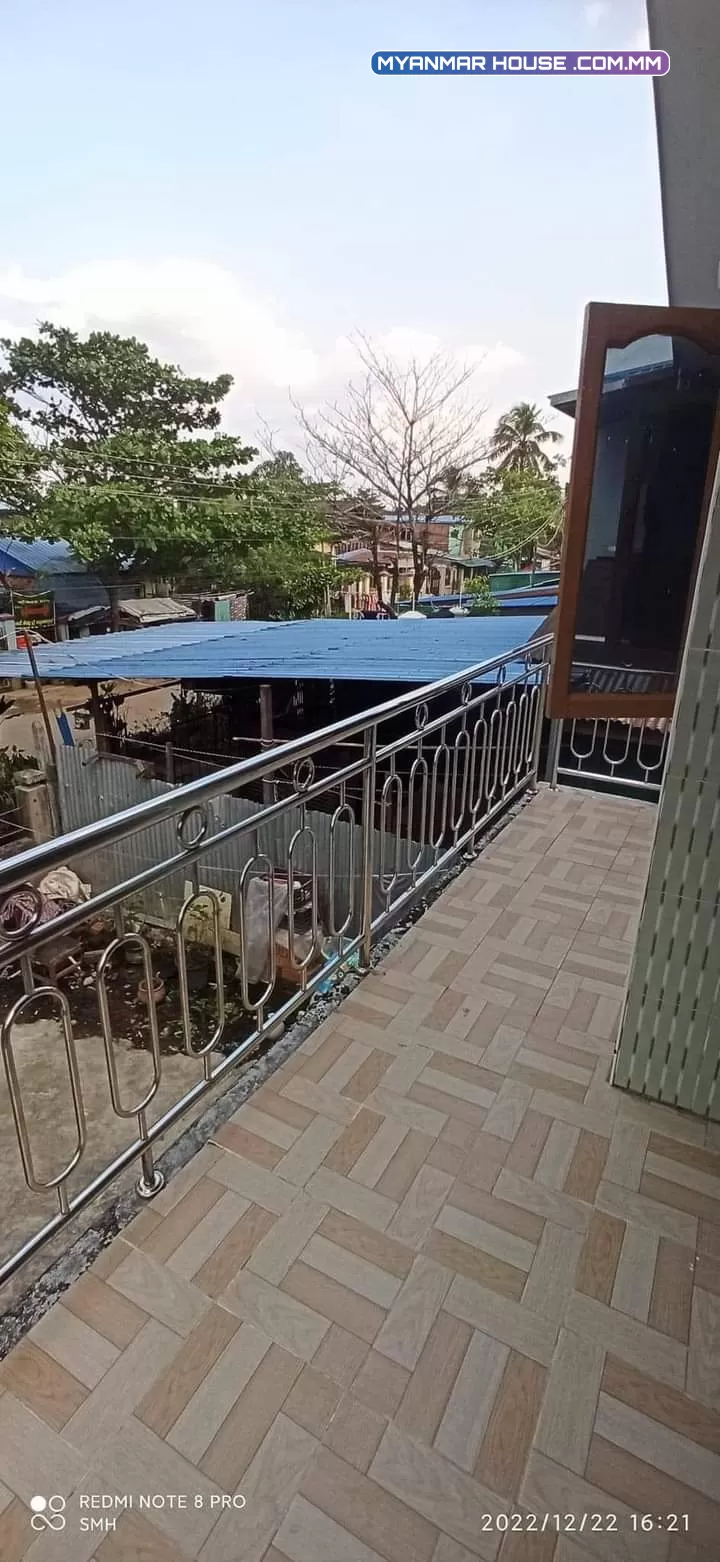 တောင်ဒဂုံရှိ ရေမီးအစုံလုံးချင်းအရောင်းလေးပါ