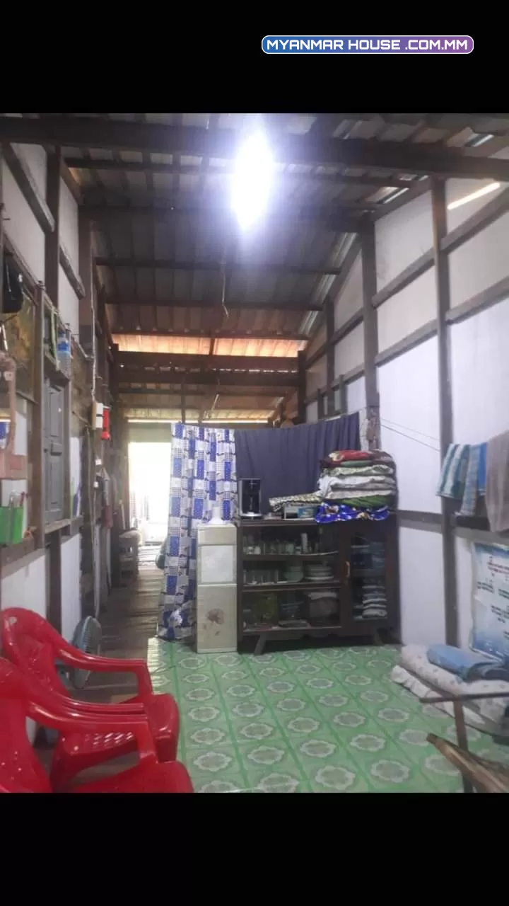 တောင်ဒဂုံရှိ လုံးချင်းအရောင်းလေးပါ