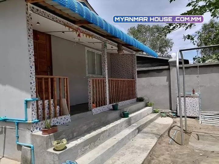 အရှေ့ဒဂုံရှိRC ခြံခတ်ပီးအသင့် အိမ်တစ်လုံးပါ အရောင်းလေးပါ
