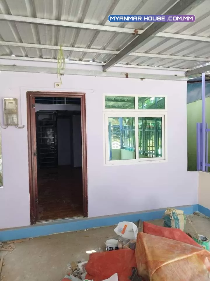 တောင်ဒဂုံရှိ ရေမီးအစုံလုံးချင်းအရောင်းလေးပါ