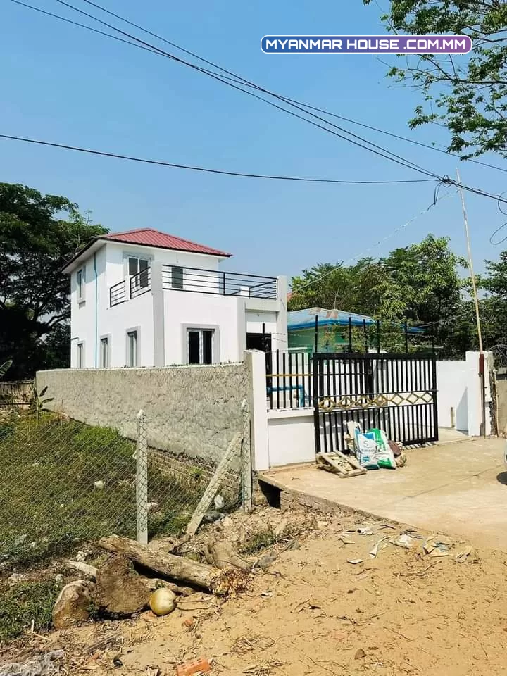အရှေ့ဒဂုံရှိ လုံးချင်းတိုက်သစ်အရောင်းလေးပါ