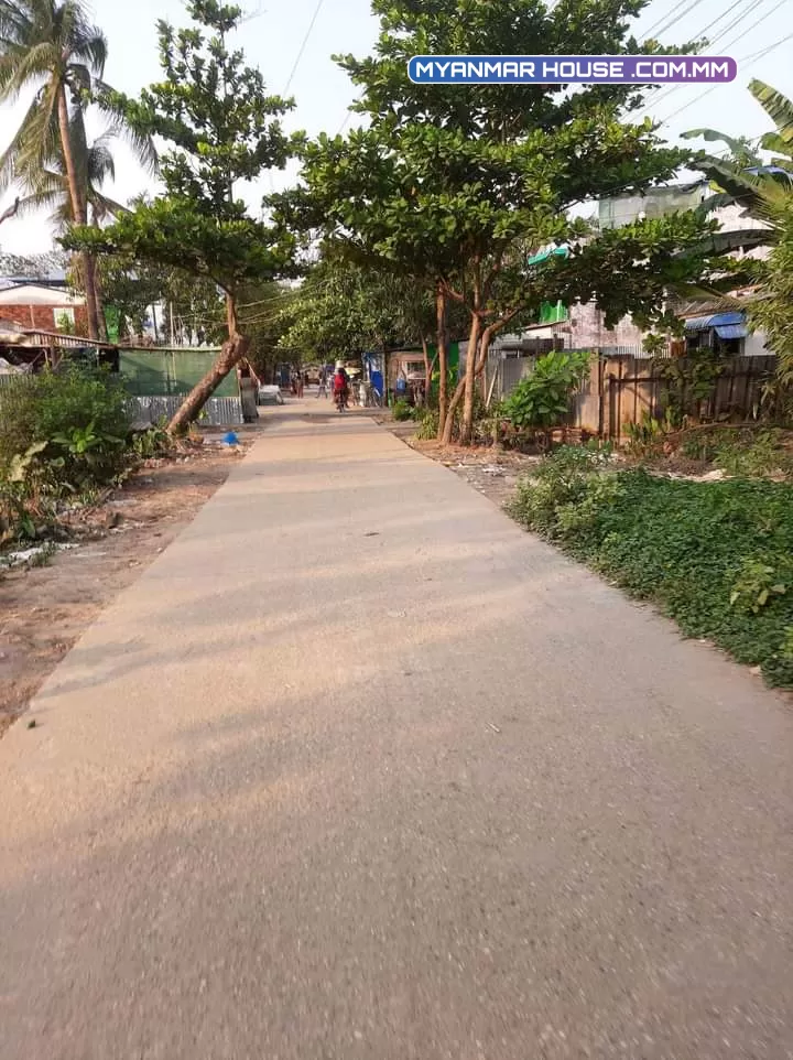 တောင်ဒဂုံရှိ ရေမီးအစုံအရောင်းလေးပါ