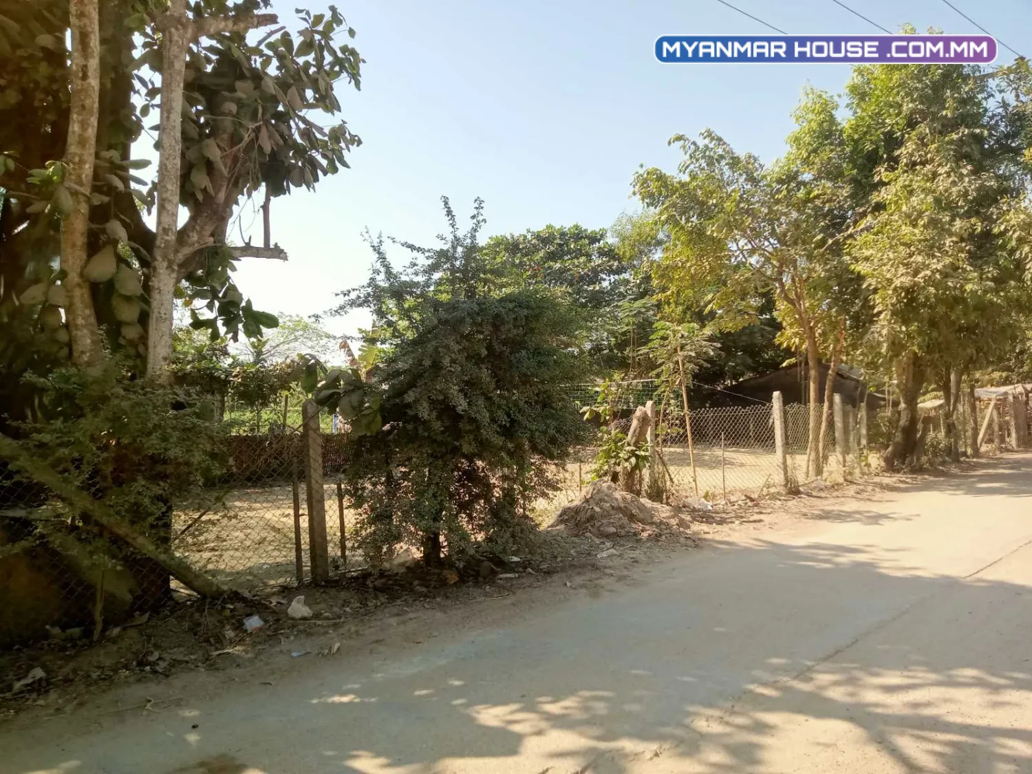 မြေကွက်အငှား