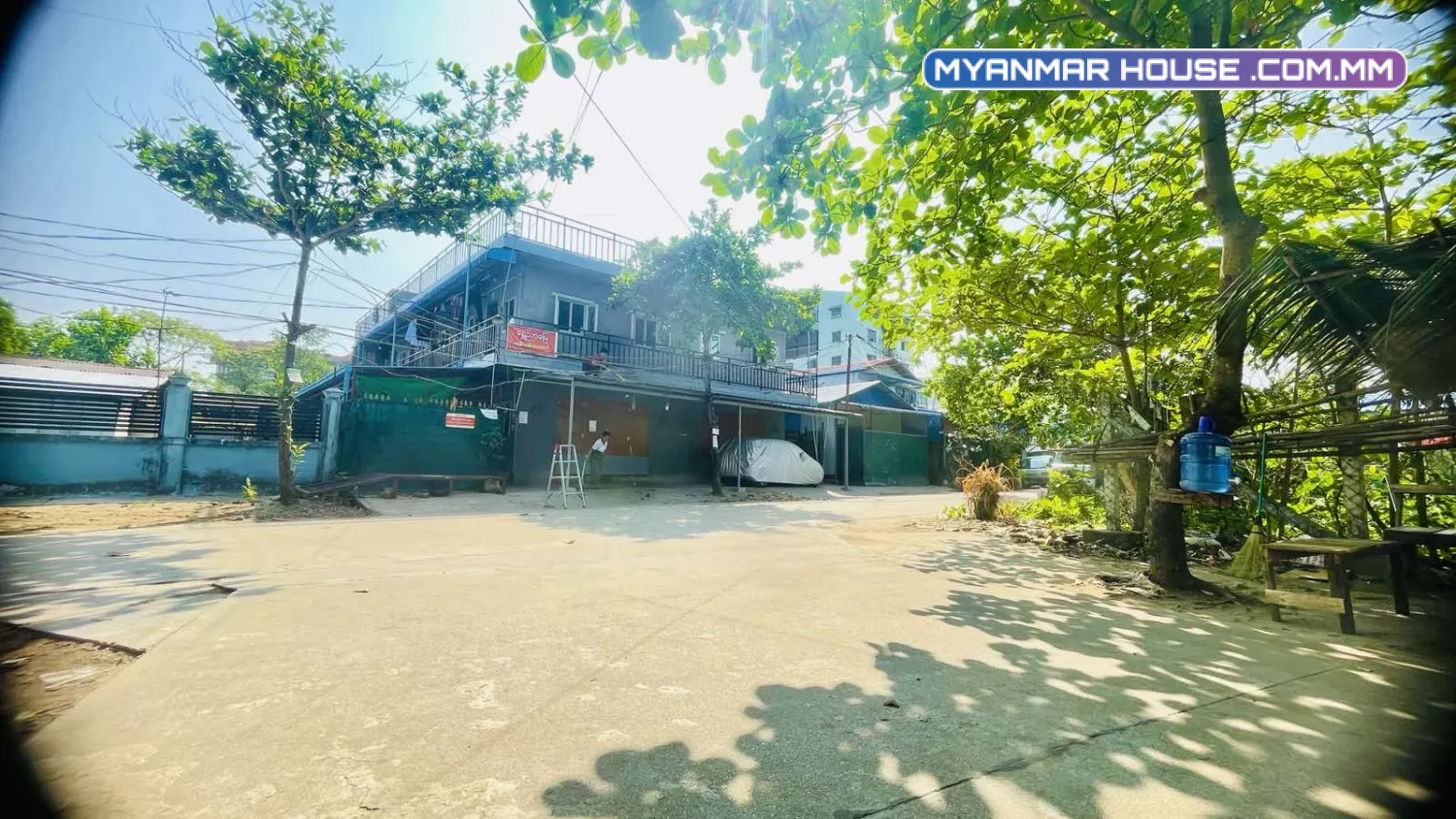 အခန်း ၂၀ ပါ ရောင်းသူ ဂရံအမည်ပေါက် အဆောင် ညှိနှိုင်းစျေးဖြင့်ရောင်းရန်ရှိသည်။40x60 ဂရံ အမည်ပေါက်+ (10မြေပို) -->Total=50x60
