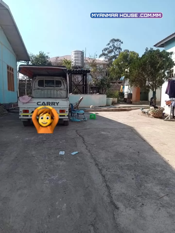 အိမ်အပါခြံအရောင်းလေးနဲ့မိတ်ဆက်ပေးပါရစေ  စီးပွားရေးမြို့တော်ဖြစ်တဲ့ အောင်ပန်းမြို့လေးမှာ  ခြံအကျယ်အဝန်း (၁၀၀x၆၀)ပေရှိတဲ့ အိမ်အပါမြေကွက်လေးရောင်းပါမယ်ရှင့် တထပ်တိုက်လေး ၂ လုံး/ဈေးနူန်း👉🏻👉🏻၁၈၀၀(ညှိနိူင်း)