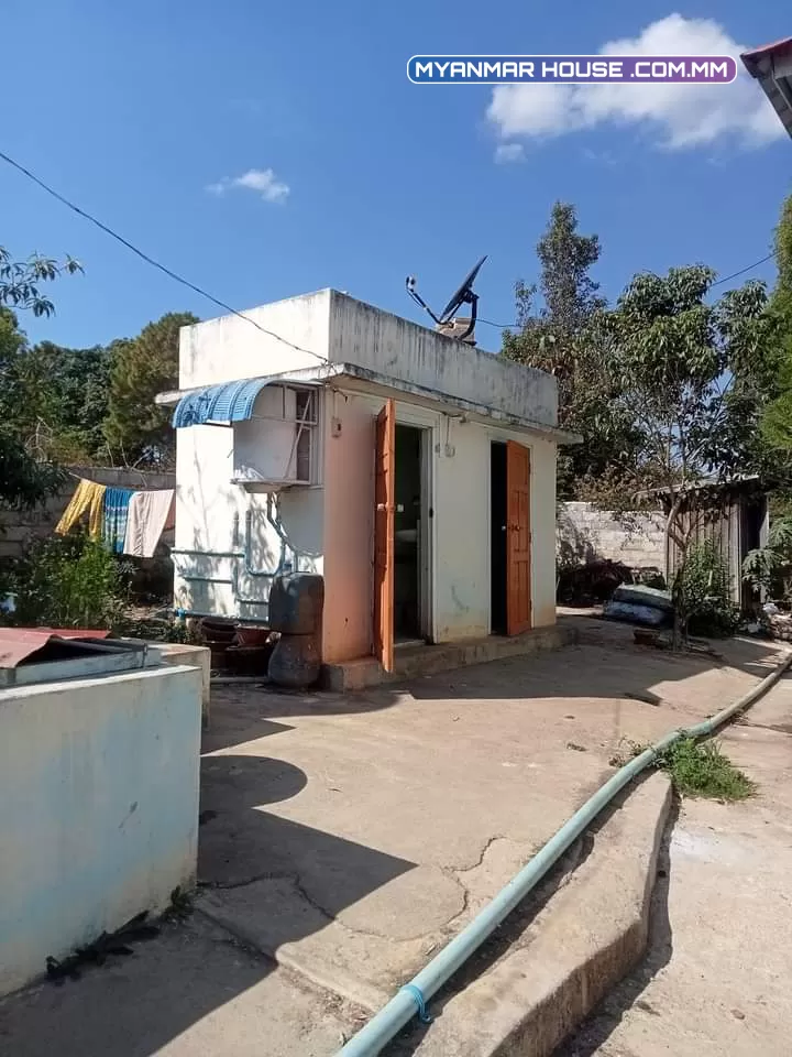 အိမ်အပါခြံအရောင်းလေးနဲ့မိတ်ဆက်ပေးပါရစေ  စီးပွားရေးမြို့တော်ဖြစ်တဲ့ အောင်ပန်းမြို့လေးမှာ  ခြံအကျယ်အဝန်း (၁၀၀x၆၀)ပေရှိတဲ့ အိမ်အပါမြေကွက်လေးရောင်းပါမယ်ရှင့် တထပ်တိုက်လေး ၂ လုံး/ဈေးနူန်း👉🏻👉🏻၁၈၀၀(ညှိနိူင်း)