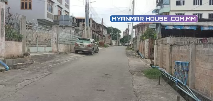 တာင္ႀကီးၿမိဳ့ျပည္ေတာ္သာရပ္ကြက္သဇင္လမ္း၊နှစ်ထပ်အိမ်တစ်လုံးပါေရမီးစုံ 🏕🏕ပိုင္ဆိုင္်မှုစာရြက္စာတန္း..ဂရံႀကီးပါရွိ  💸💸ေရာင္းေစ်း.. (3800)သိန္း