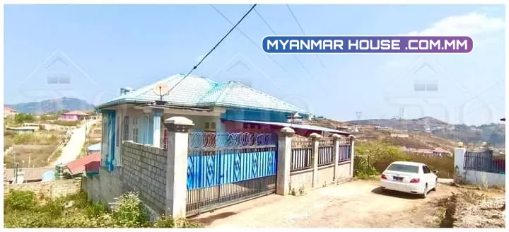 Taunggyi #ကံကြီးနယ်မြေ(၃) #Hotel_Graceအနီး #အောင်မြေ(၄)လမ်း  ▪️ဈေး  ♥️#သိန်း၁၆၀၀ ပါးပါးညှိနိုင်း▪️      ▪️မြေပေ  ၄၀*၆၀(ခန့်မှန်း)▪️ ▪️Rc 1 ထပ်ခွဲ▪️