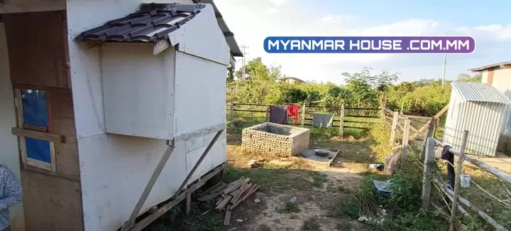 တောင်ကြီးမြို့ ကျောင်းကြီးစု ရပ်ကွက် နယ်မြေ၈ အိမ်အပါ.. အိမ်နံပါတ်ကျပြီး..နိုးတစ် notice အခွန်ဆောင်ပြီး..  မြို့မြေစစ်စစ်..ဈေး၆၅သိန်